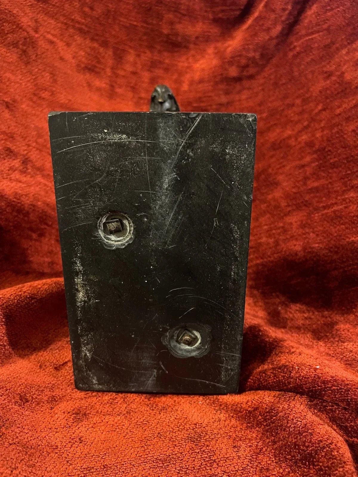 Bronze oil lamp