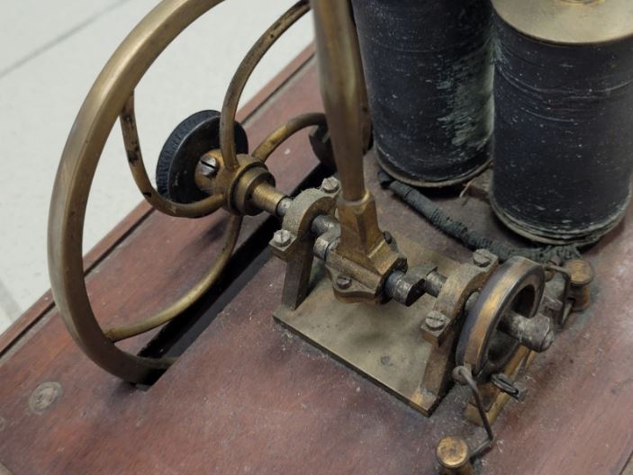 Antique electromagnetic motor machine