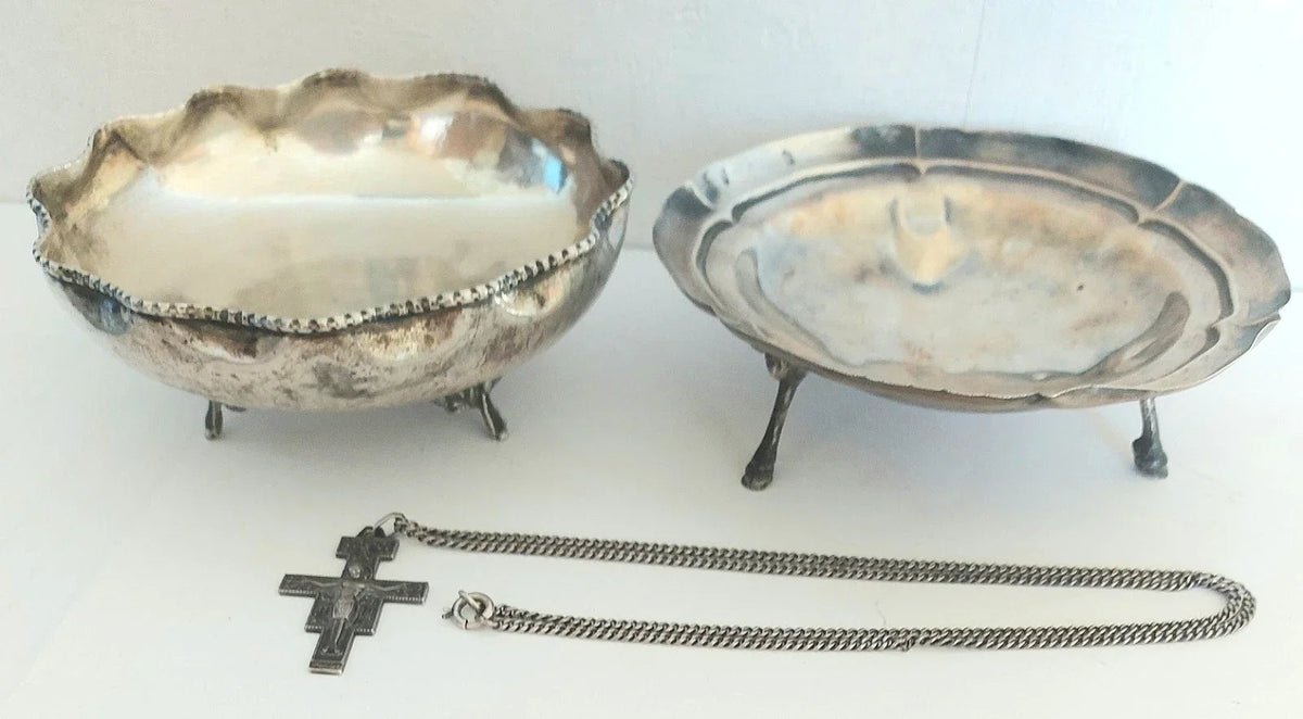 Lot of solid silver to be melted down or kept