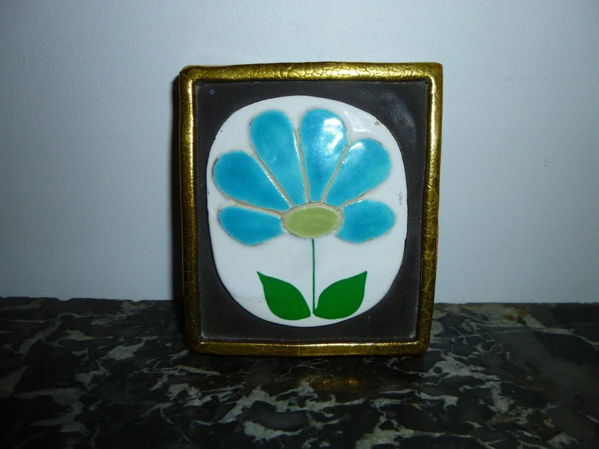 Beautiful Mithé Espelt enamelled gilt ceramic jewelry box, 1970s, Lembo era