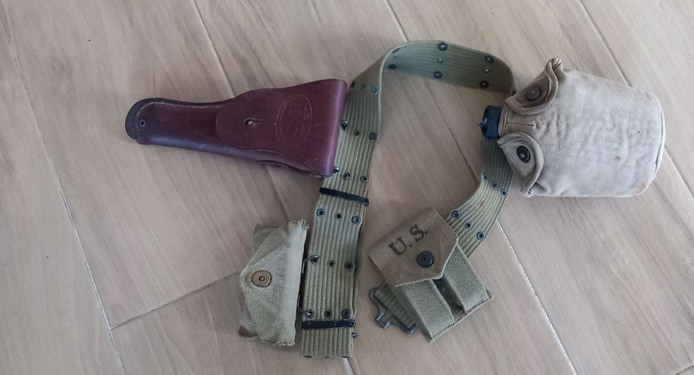 Original complete set of World War II U.S. military equipment