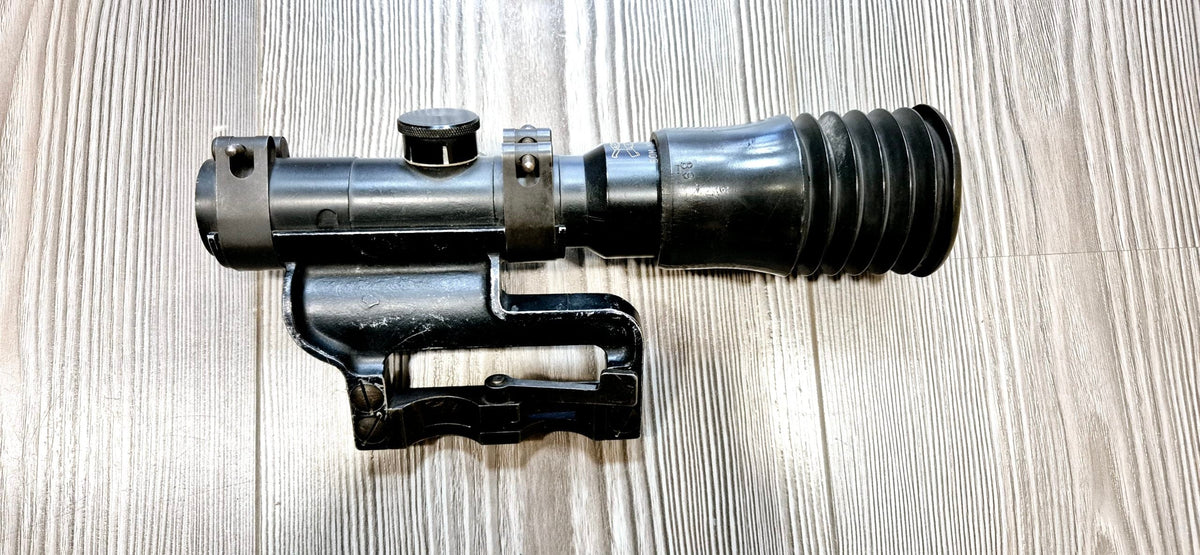 APX806 SCOPE WITH 49/56 MOUNT