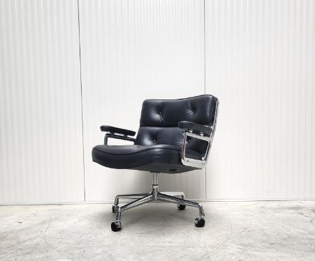 Herman Miller ES105 "Time Life Lobby" office chair designed by Charles Eames