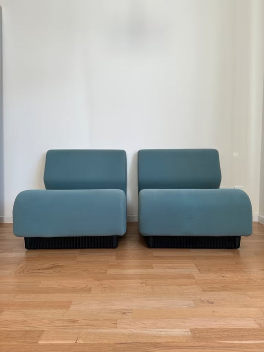 Set of 2 Herman Miller Chadwick indoor armchairs, a 70s design classic