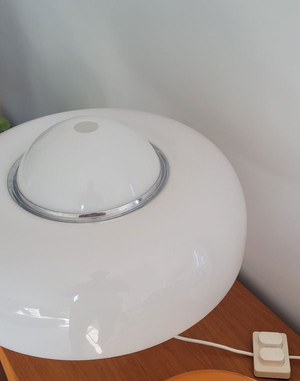 Brumbury lamp manufactured by the publisher Harvey GUZZINI
