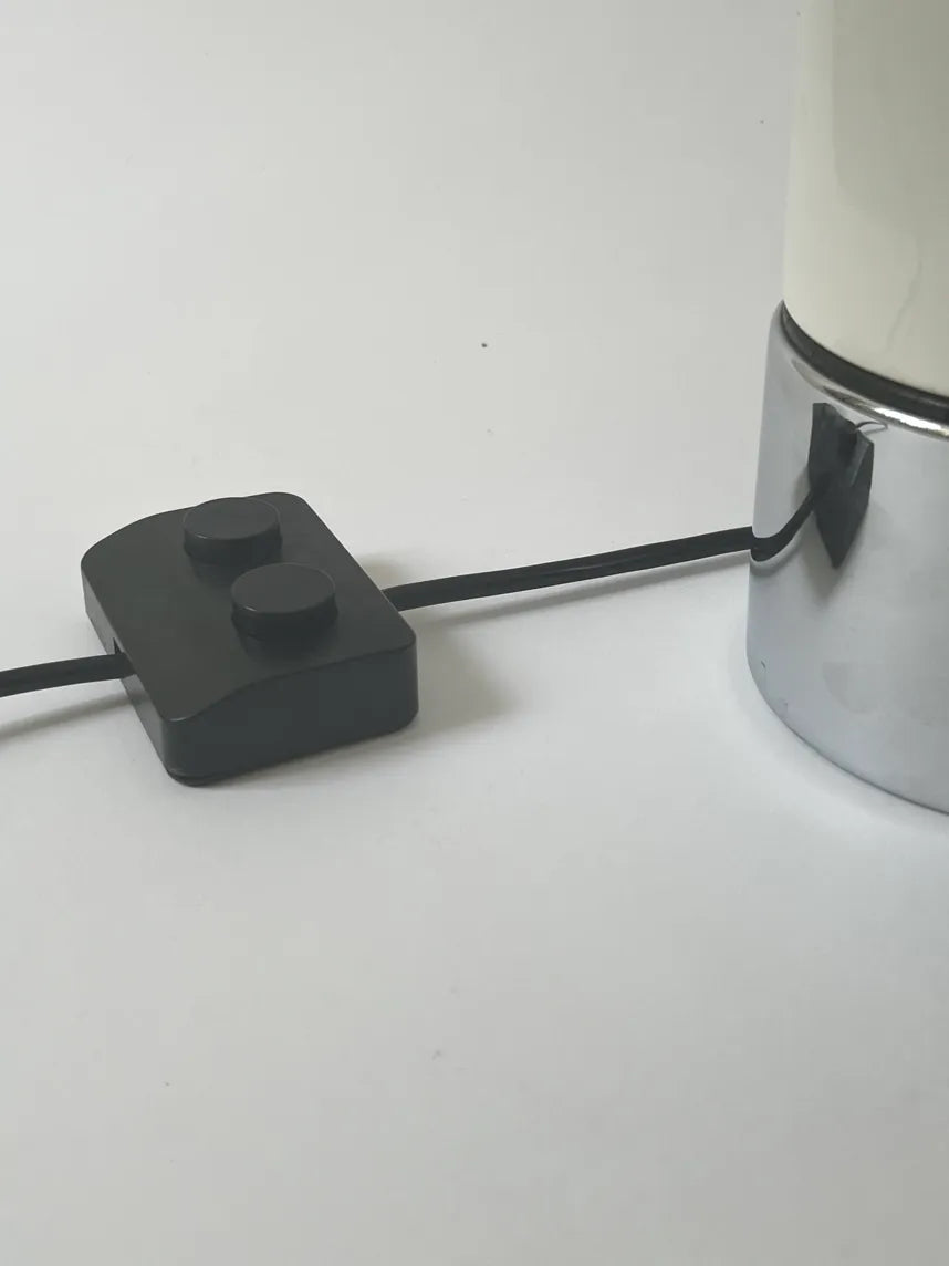 Lampe de table Brumbury par Luigi Massoni, Guzzini, design italie 1970