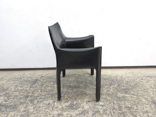 The Cab 413 chair by Cassina, a masterpiece of Italian design