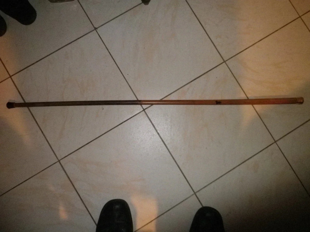 Antique cane with 18k gold pommel, eagle's head hallmark