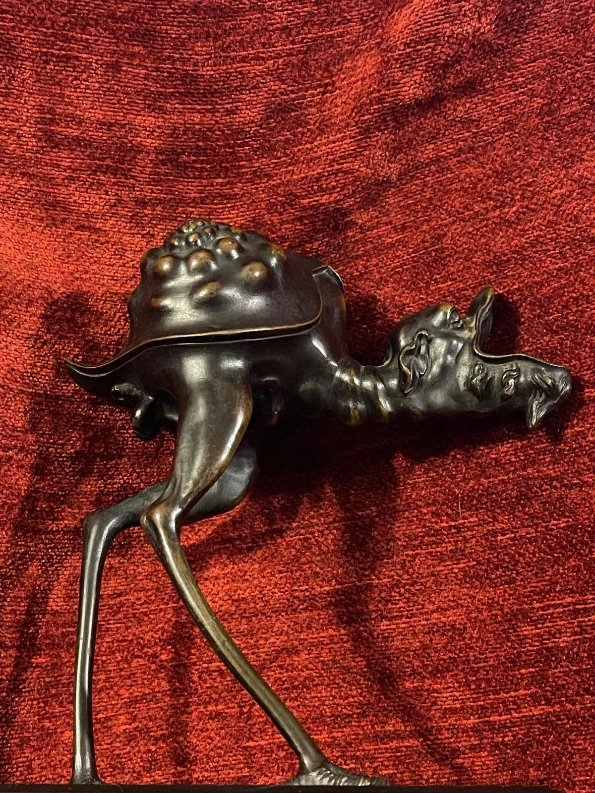 Bronze oil lamp