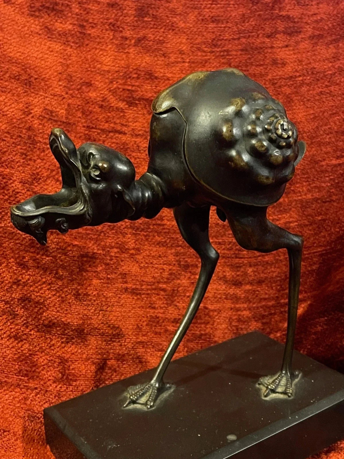 Bronze oil lamp