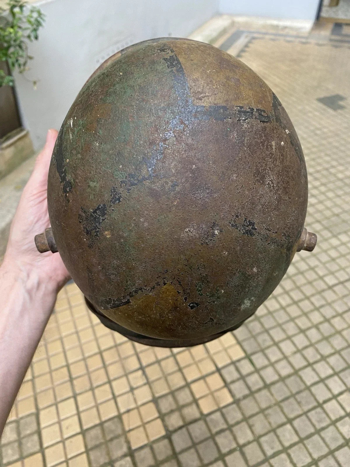 German Model 16 turtle camouflage helmet