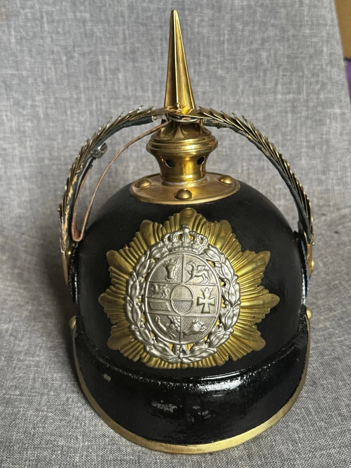 Casque à pointe sous-officier