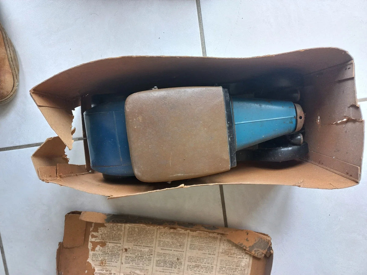 André Citroën mechanical toy car