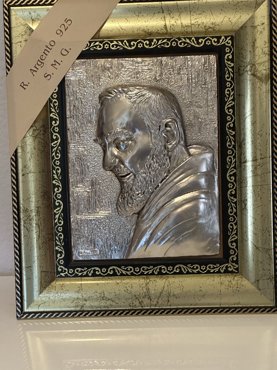 Sacred image of Padre Pio in 925 sterling silver, authentic piece