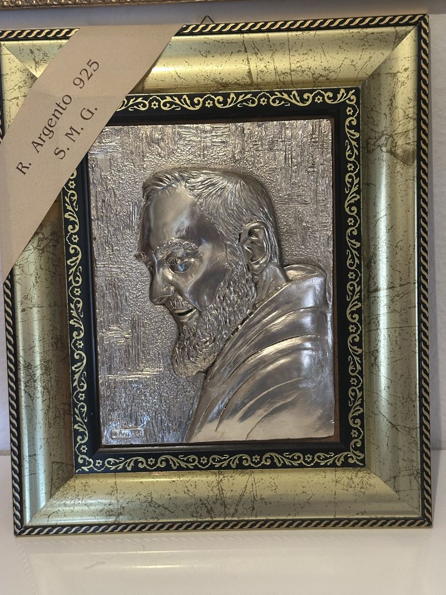 Sacred image of Padre Pio in 925 sterling silver, authentic piece