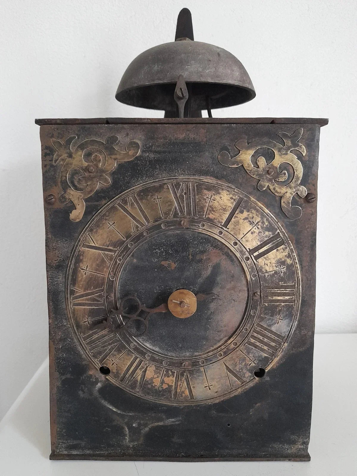 Horloge Comtoise mécanisme 1 aiguille