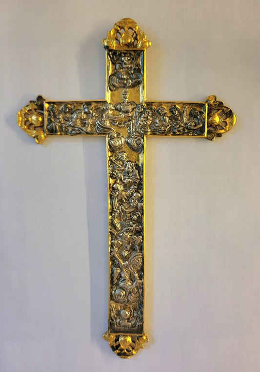 Croix baroque en relief tridimensionnelle du XVIIe/XVIIIe siècle