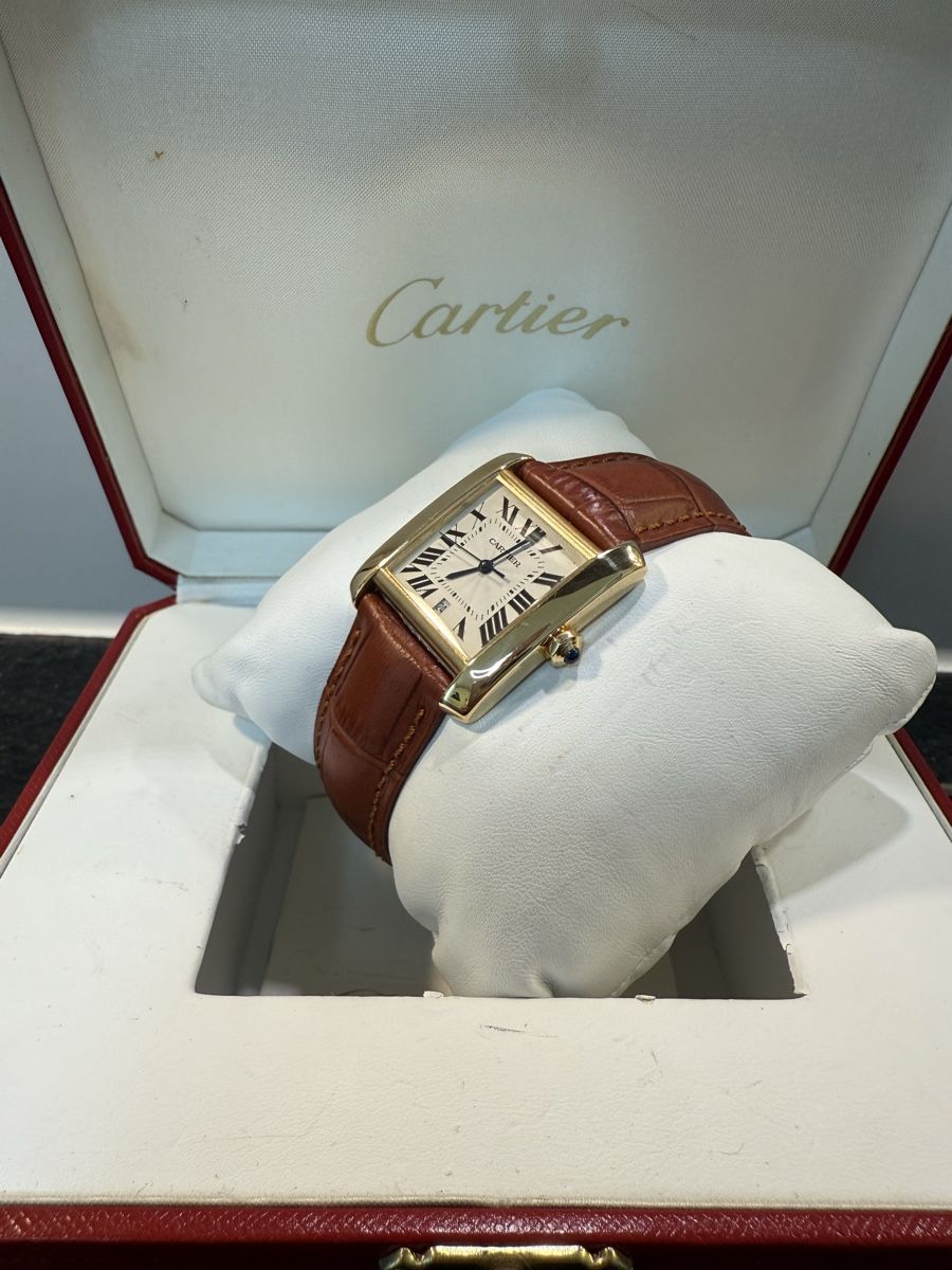 Classic 18k yellow gold Cartier Tank watch, reference 1840