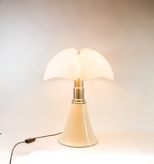 Classic Pipistrello 620 lamp