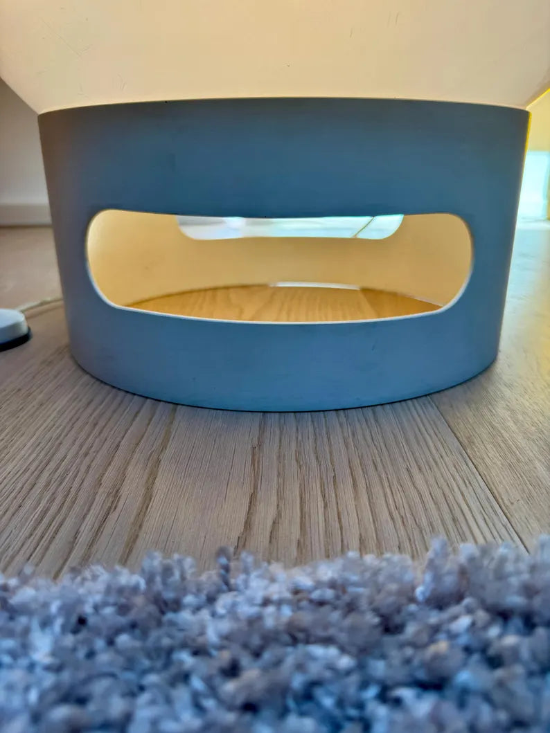Iconic Big Clan table lamp designed by Studio 6G for Harvey Guzzini and produced by Meblo