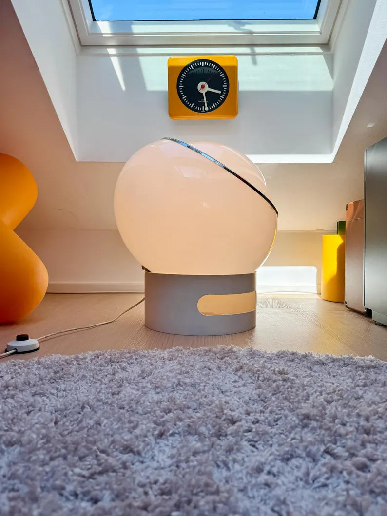 Iconic Big Clan table lamp designed by Studio 6G for Harvey Guzzini and produced by Meblo