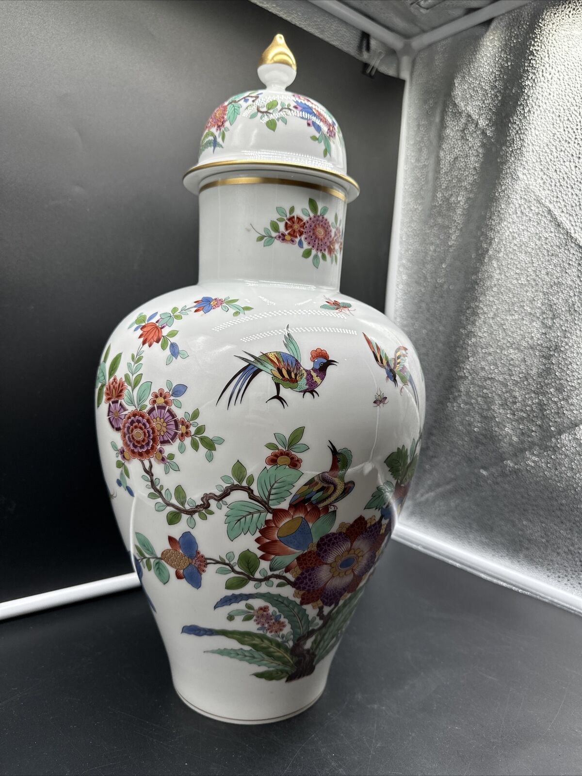 Large Meissen lidded vase