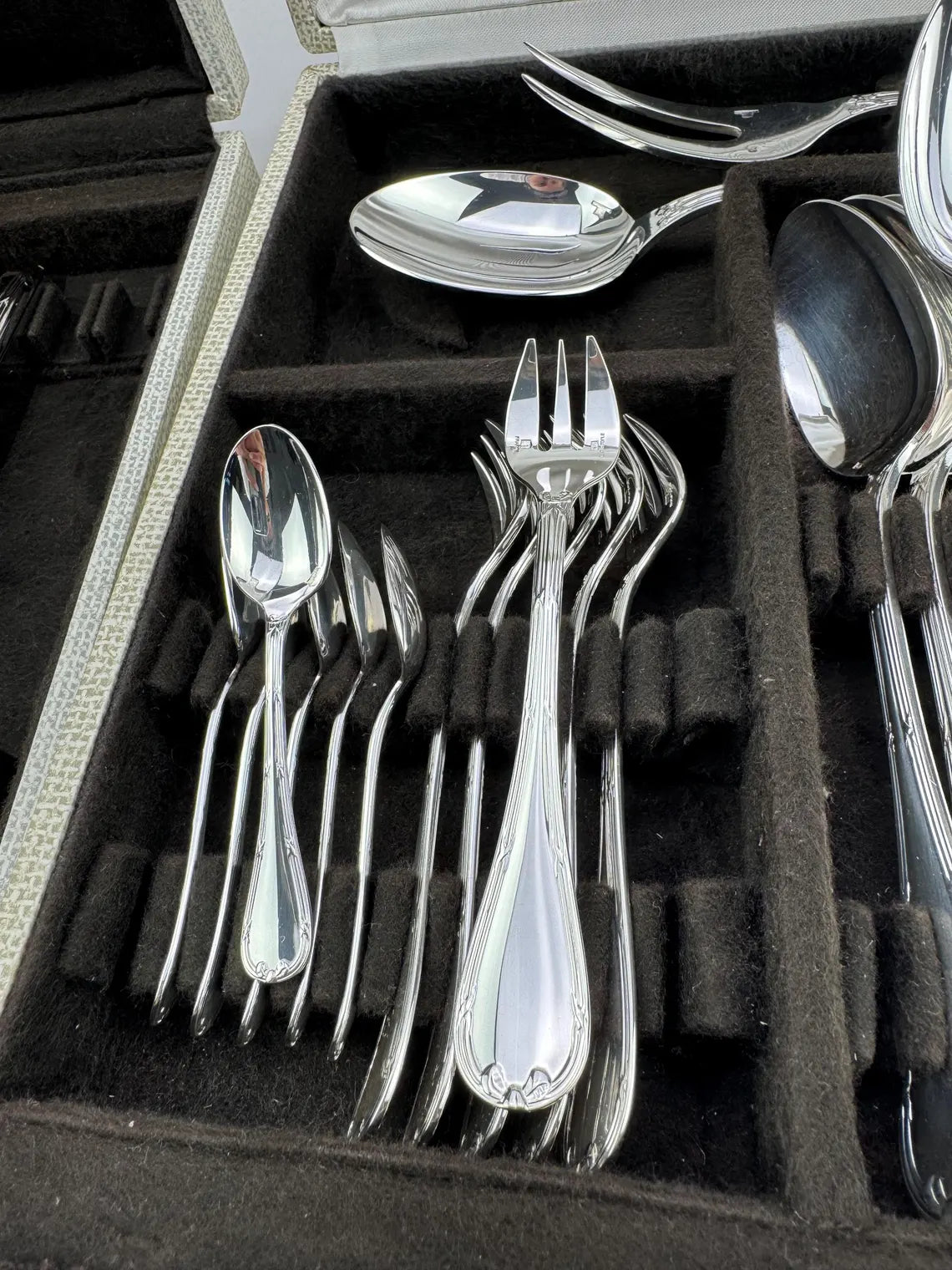 Christofle Rubans 62-piece cutlery set