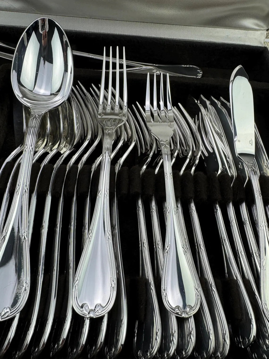 Christofle Rubans 62-piece cutlery set