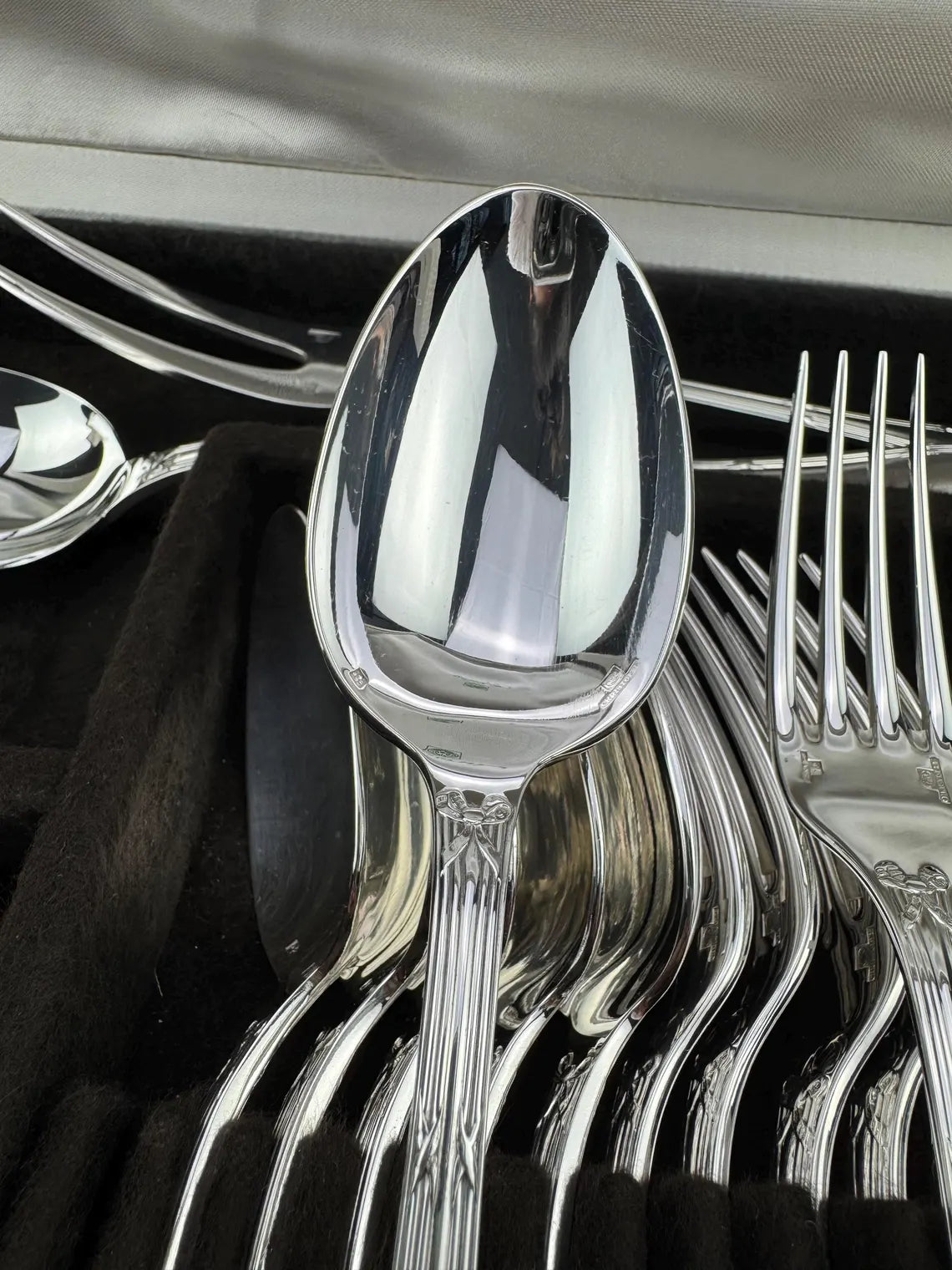 Christofle Rubans 62-piece cutlery set