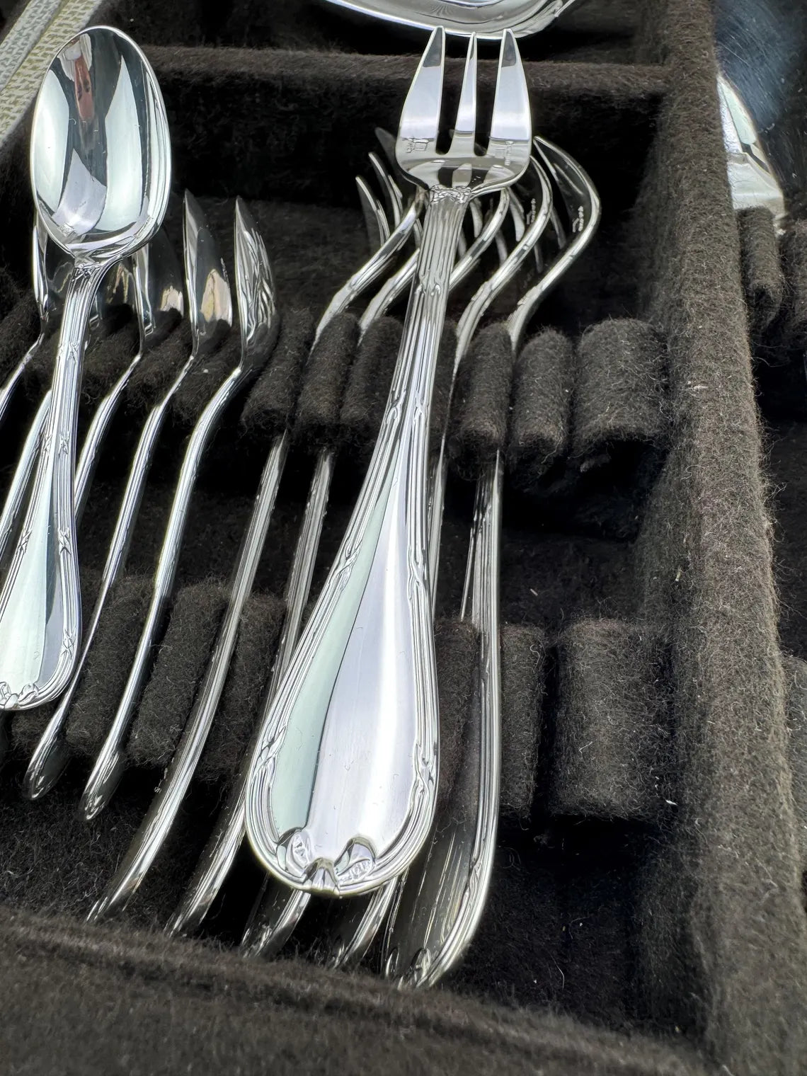 Christofle Rubans 62-piece cutlery set