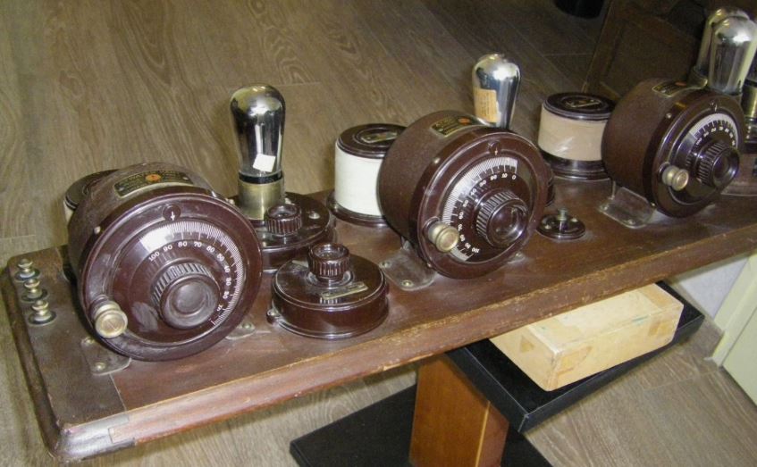 Vintage radio