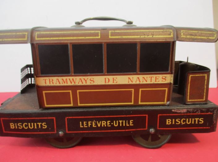 Vintage Lefèvre biscuit tin
