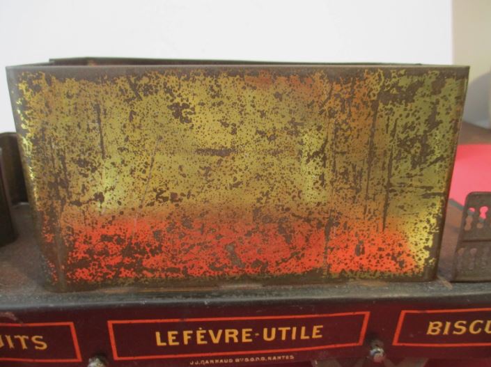 Vintage Lefèvre biscuit tin