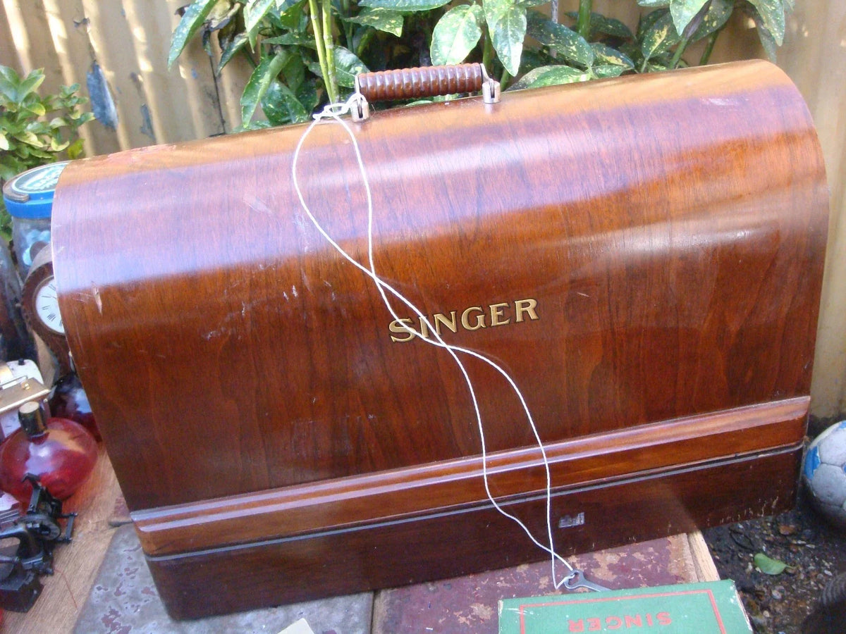 Machine à coudre vintage singer 201k