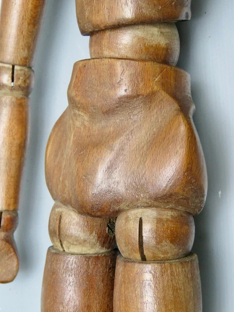 Mannequin d'artiste en bois féminin