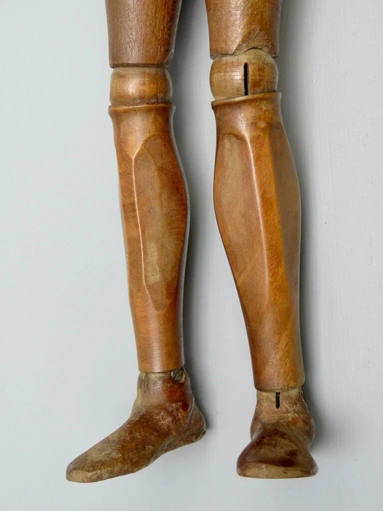 Mannequin d'artiste en bois féminin