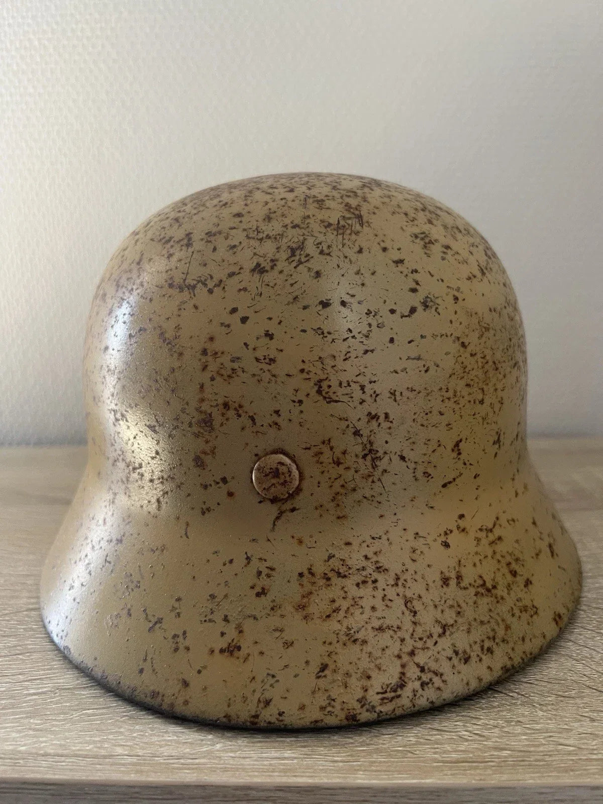 Casque militaire allemand authentique de type Stahlhelm