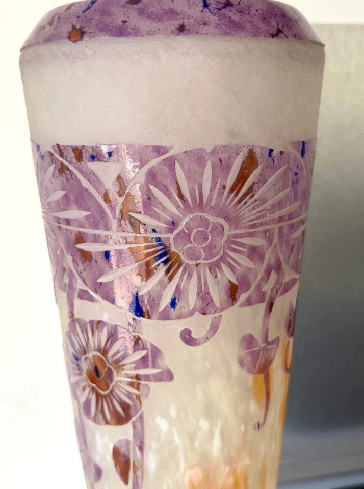 Large period columbine vase