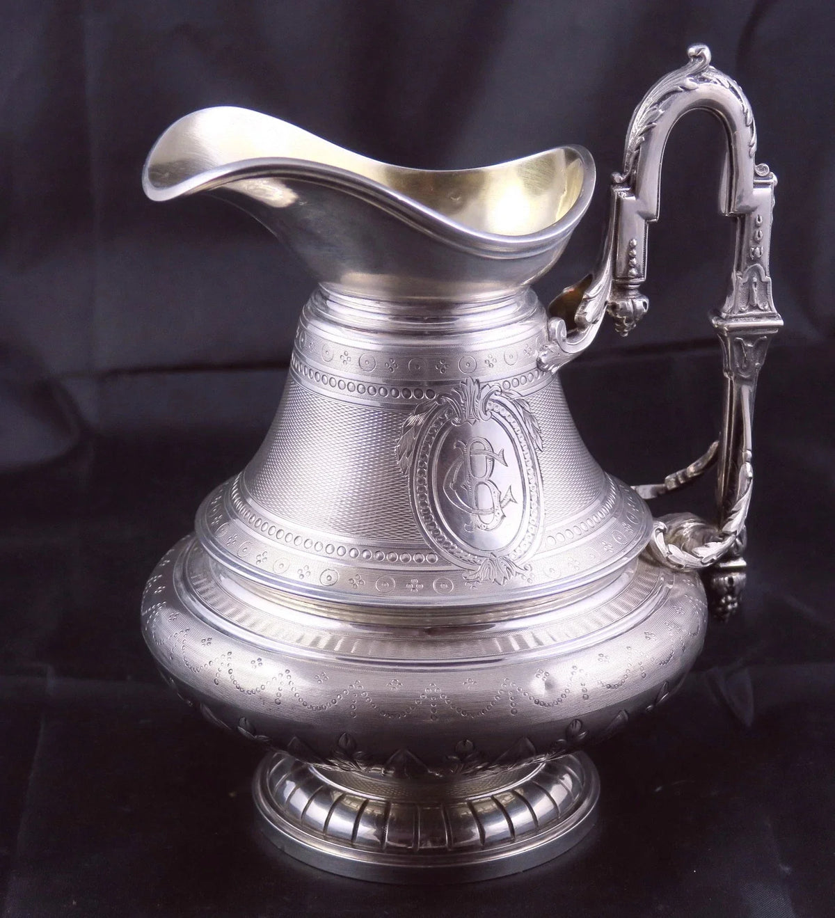 Set consisting of a coffee pot, a milk jug and a sugar bowl
