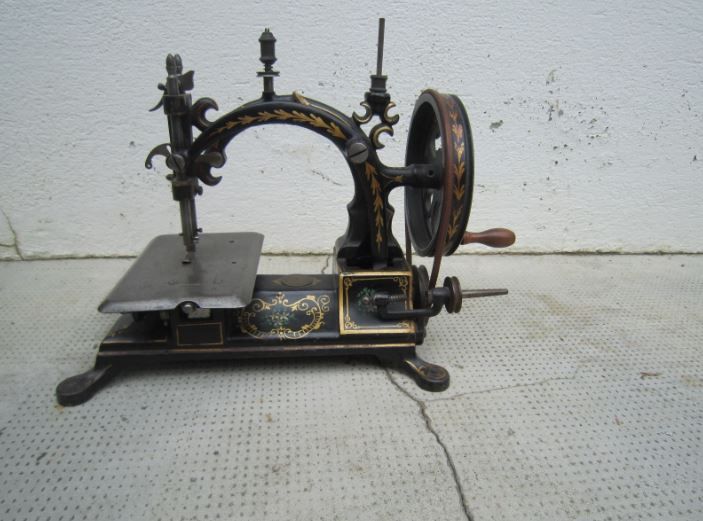 Antique manual sewing machine