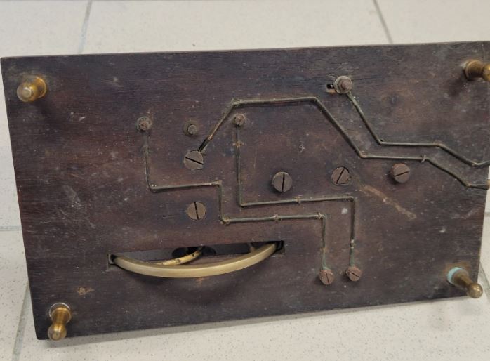 Antique electromagnetic motor machine