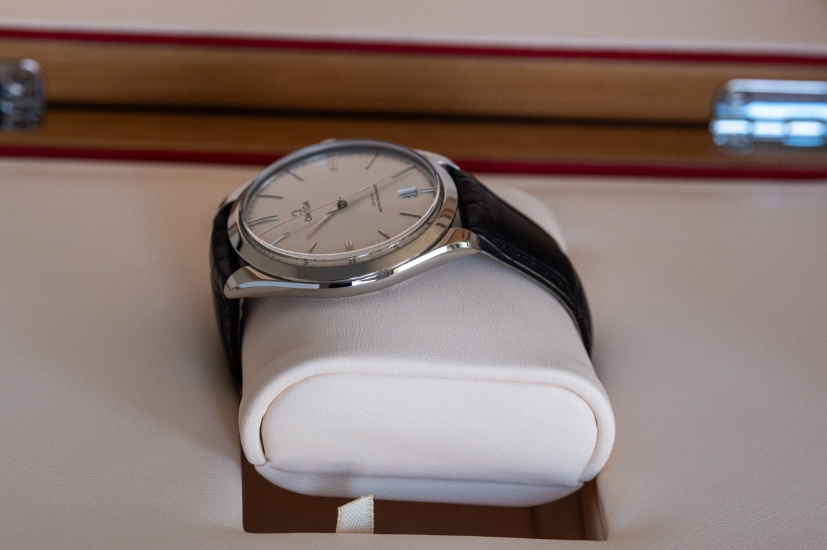 Elegant Omega De Ville Trésor II 40