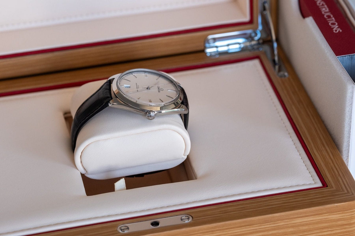 Elegant Omega De Ville Trésor II 40