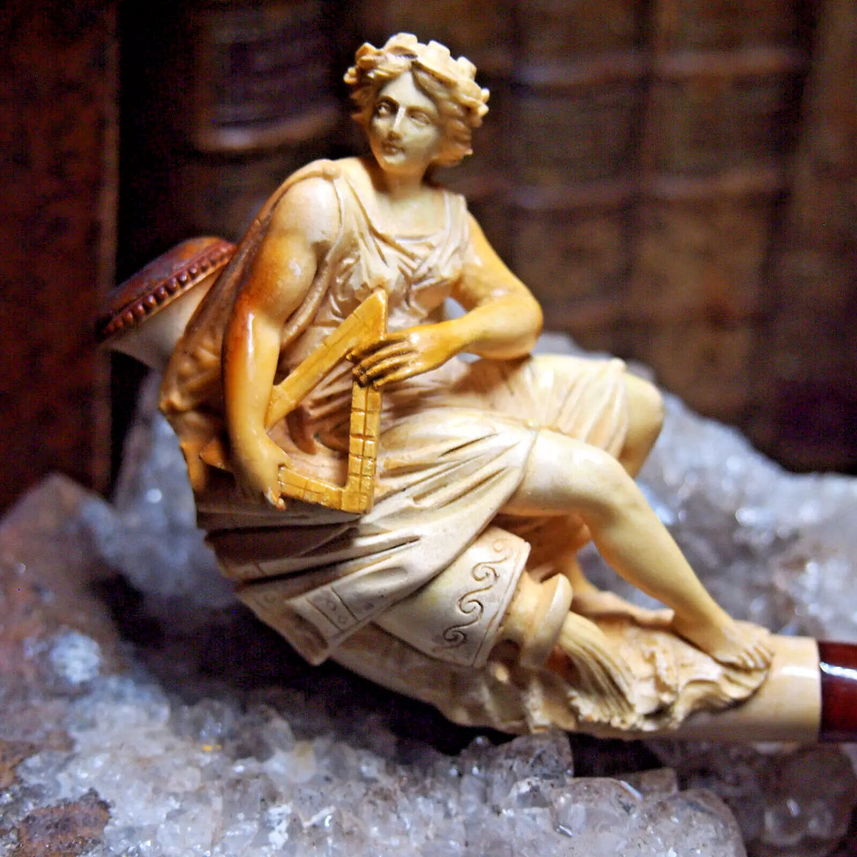 Antique smoke pipe