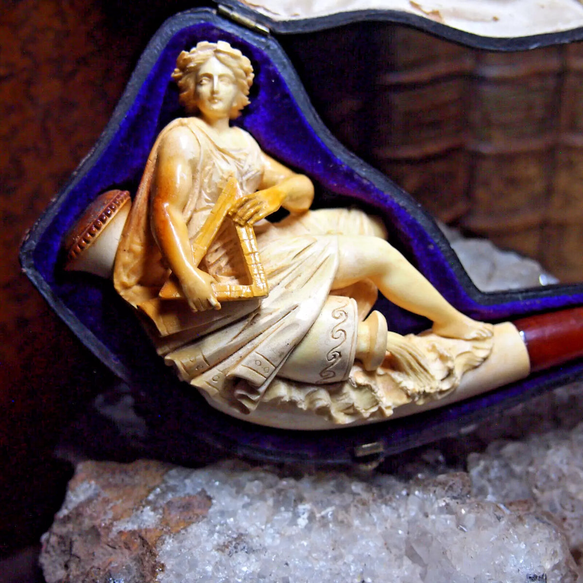 Antique smoke pipe