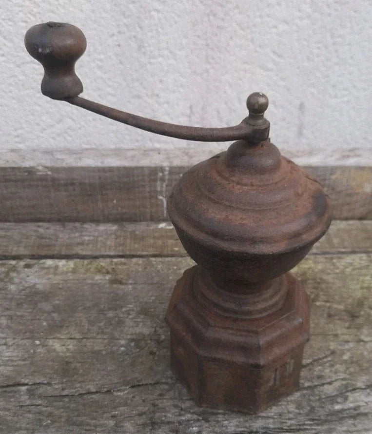 Coffee grinder