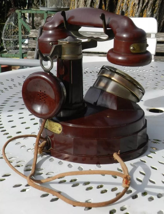 Jacqueson's antique telephone