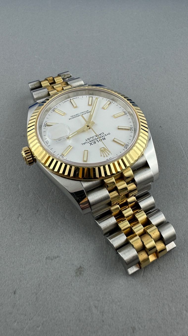 Rolex Datejust 41 luxury watch in yellow gold and steel