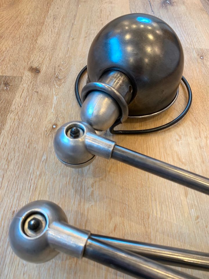 Jielde lamp