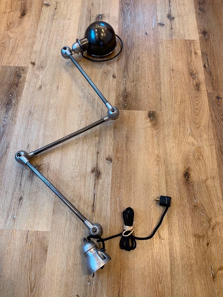 Jielde lamp